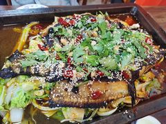 -小雷家烤鱼家常菜
