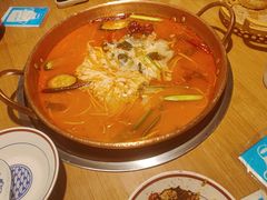 -洱火云南酸菜牛肉火锅(石景山当代商城店)