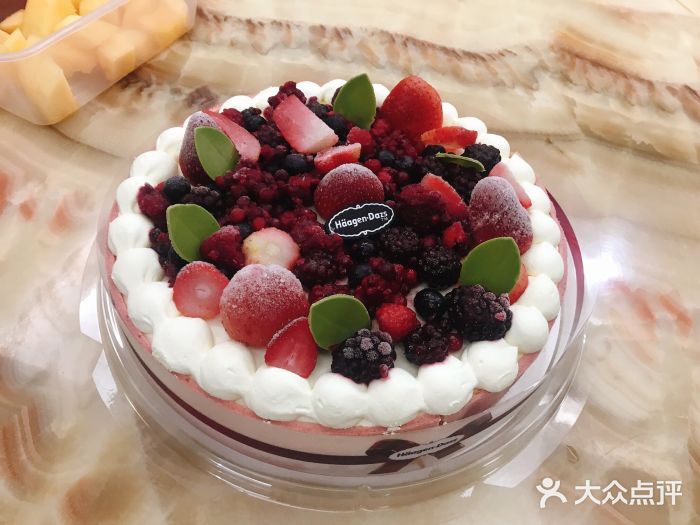 夏洛特蛋糕冰淇淋