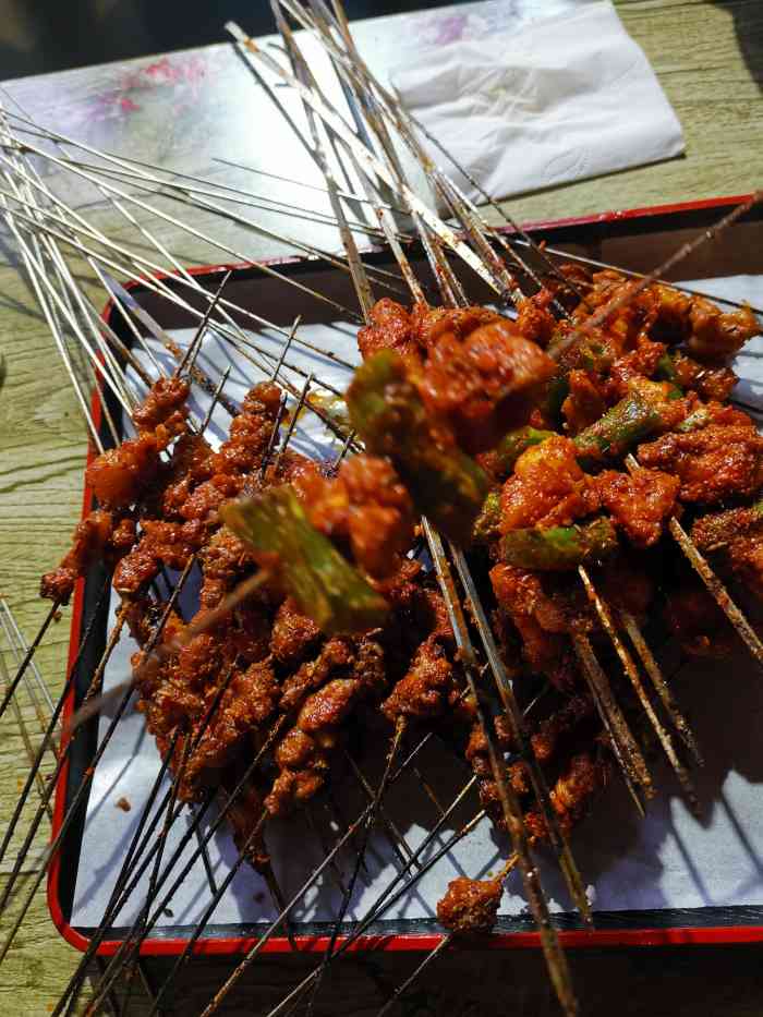大海子烧烤-"是真的好吃,相对烧烤而言环境还可以."-大众点评移动版