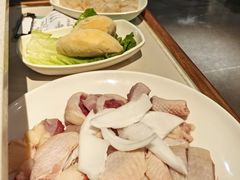 竹笙-百年果林椰子鸡(中洲店)