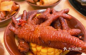 Corn-braised Chicken Feet