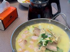 -香山湖家家宴(中山陵店)