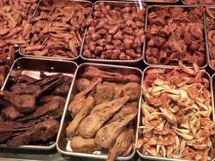 -绝味鸭脖(地铁站一店)