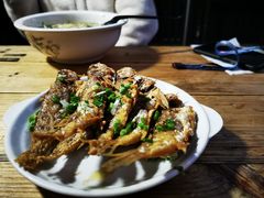 小黄鱼-小河无名面馆