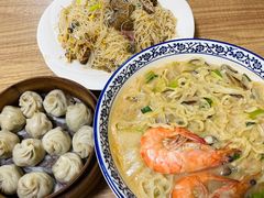 海鲜炒米粉-一路飘香面馆