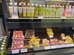 -奈雪的茶(优特汇店)