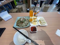-韩海丽特色美食(秀州路店)