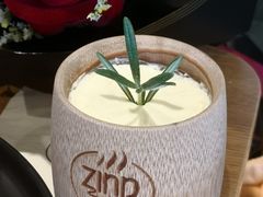 -ZING COFFEE 镜咖啡