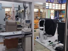 -豪门视光·星趣控·蔡司依视路眼镜代理商(中央大街店)