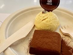 -HUGS coffee(东区店)