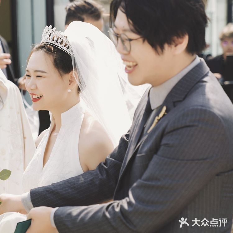 上海小型婚礼|与朋友之间来一场愉快的婚礼派对 