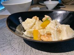-穹六人间 people 6(岳阳路店)