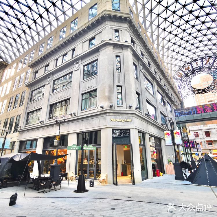 南京东路露营喝咖啡?