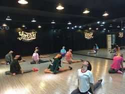 -YASAKI国际舞蹈中心