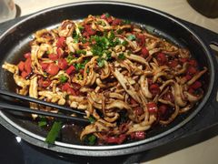 钢盆鱿鱼-大碗先生(万家丽店)