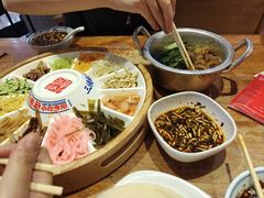 -怪噜范·老贵阳街头名小吃(鸿通城店)