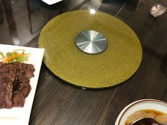 -洁神饭庄·海鲜·青岛菜·30年老字号(五四广场店)