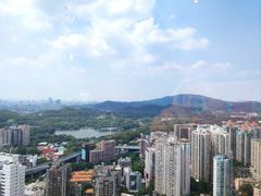 -广州中心皇冠假日酒店·汇点大堂吧