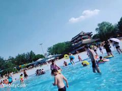 -欢乐水魔方水世界