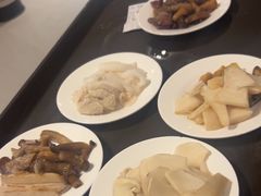 -天宜隆蘑菇宴火锅(石景山旗舰店)