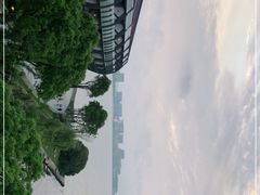 -上海滴水湖皇冠假日酒店