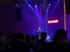 -TZ House音乐现场(来福士中心店)