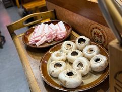 -阿山卓·野生菌火锅·纳西火塘烤肉