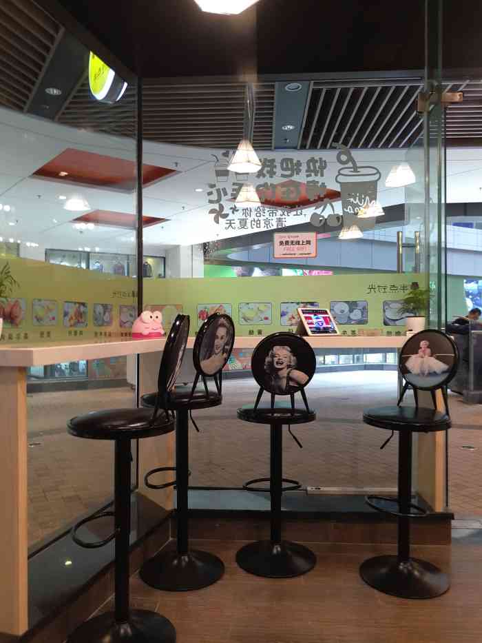 4成为第一个点赞的人1何小妖2018年9月30日打分团购的奶茶,相当实惠啊