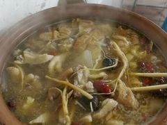 -威邵鸡煲(西华路总店)