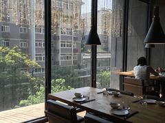 靠窗位-東舍食唐精品陕菜馆