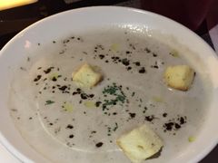 -WOLFGANG PUCK KITCHEN & BAR(迪士尼小镇店)