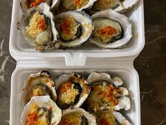 -蚝哥花姐湛江烤生蚝(美丽湾市场店)