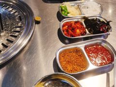 -哈哈碳都·牛肋条无限自助烤肉(台江万达店)