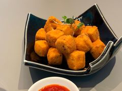 黑松露脆皮豆腐粒-桂满陇·杭州小馆(巴黎春天浦建店)