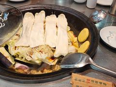-屯老二农家铁锅炖(奥运村店)