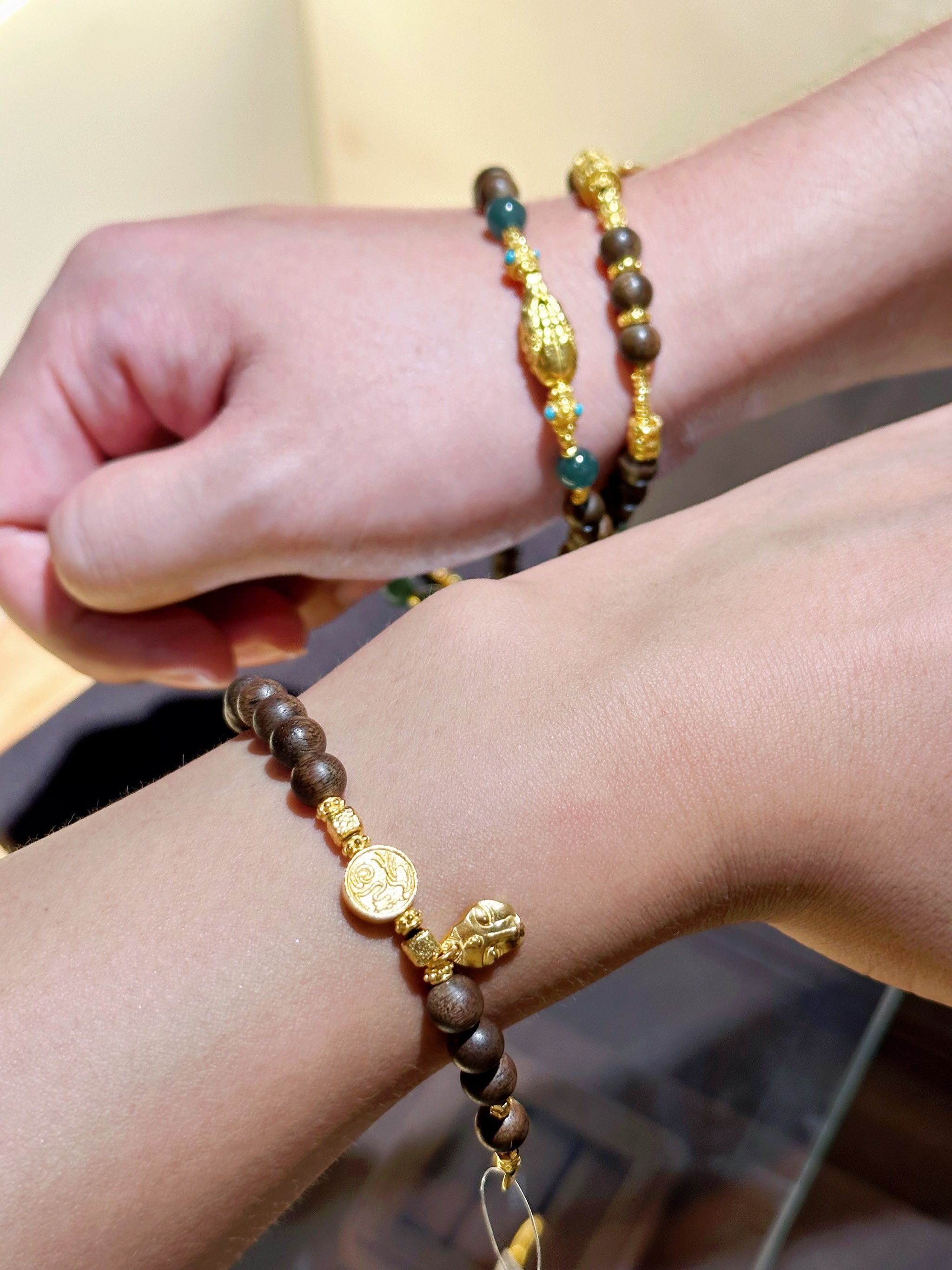 宽窄巷子附近竟有这样的金店☝️