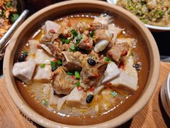 -吃饭皇帝大土家民族菜(荟聚店)