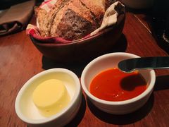 餐前面包-上海柏悦酒店·世纪100牛排馆