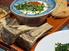 -乡村馕坑肉·烧烤·新疆菜·本地人更爱吃(阿勒泰首店)