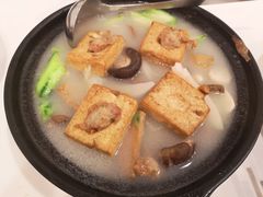 鸡汤杂菌酿豆腐花胶汤-广州酒家(文昌总店)