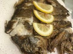 -骏莱海鲜鱼港(五角场店)