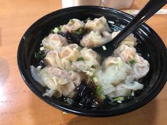 -真真鲜馄饨店(启蒙路店)