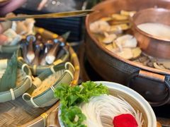 -慢丽江·云南野生菌土鸡锅(付家庄店)