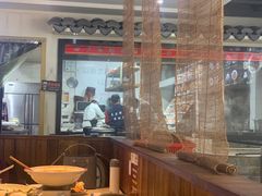 -魏铭鱼头捞饭(晋阳路店)