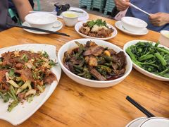 -曾牛肉