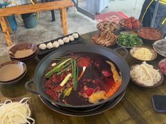 -黄潇洒老火锅(九眼桥宏济巷店)