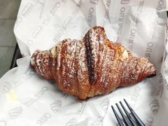 泡芙羊角-OUR Bakery(三里屯太古里店)