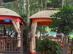 -二荆条·蜀鲜汇城市森林火锅