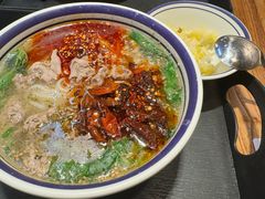 -云阿蛮云南生烫牛肉米线(奉贤路店)